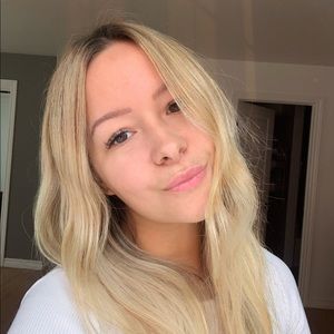 Meet your Posher, Alyssa